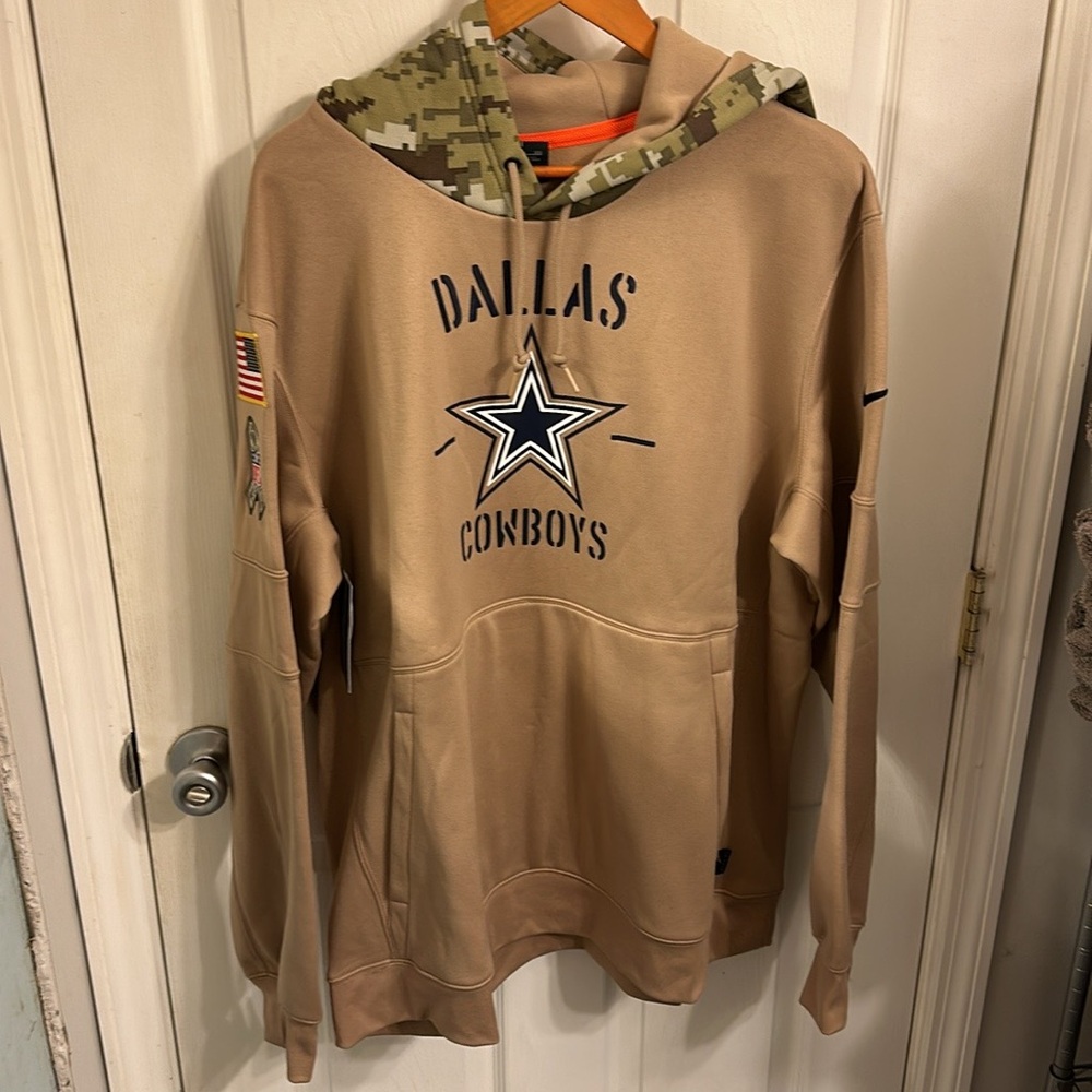 Dallas Cowboys Nike Salute to Service Hoodie